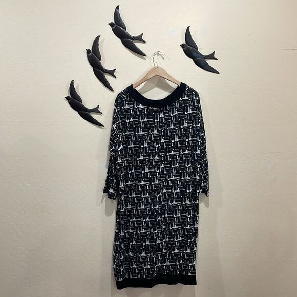 Q' neel Black & White Jersey Knit Abstract Bubble Dress - Plus Size 24 / 3X - Picture 6 of 12